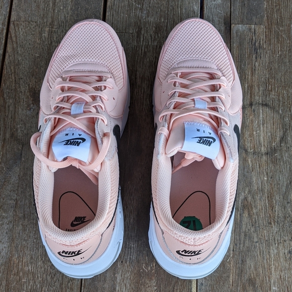 Nike Air Max Excee Women's Size 12 - Picture 4 of 8